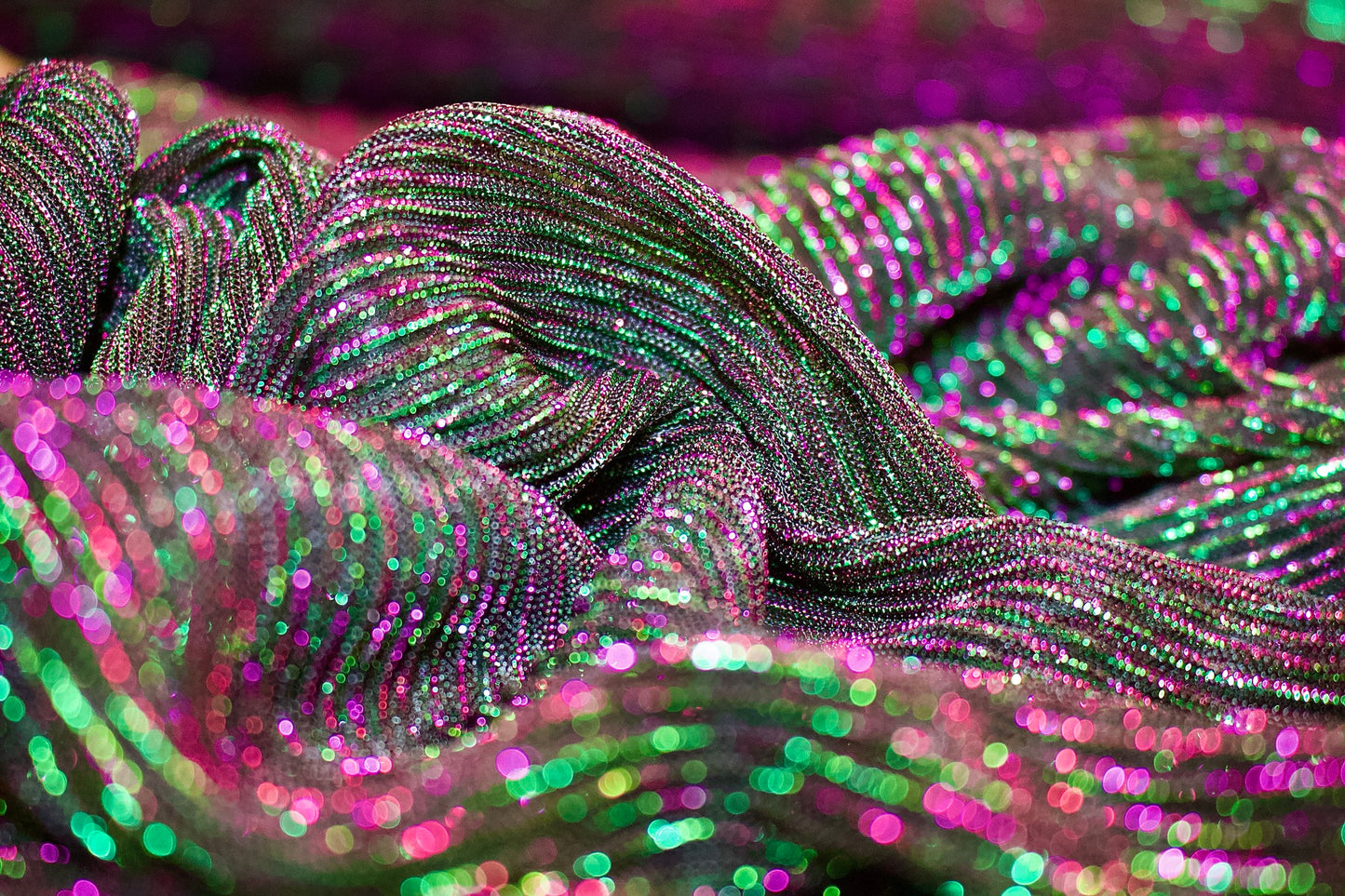 مطوية معدنية